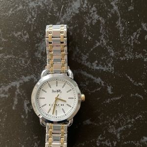 Ladies coach watch